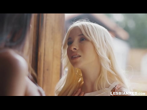 ❤️ Tagann an cailín abhaile cúpla mí ina dhiaidh sin agus itheann sí pussy a leasmham ❤❌  Porn  uainn ga.8kpornvids.ru ❌️❤